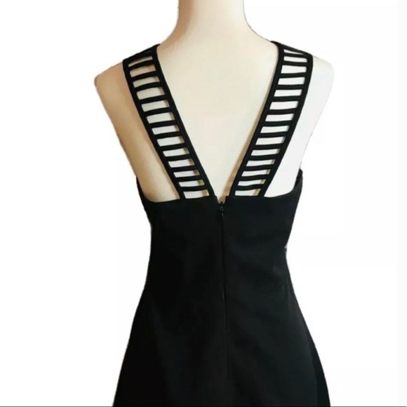 Gorgeous Sz 10 Stretchy “little black dress” by Boston Proper. Very flattering! - Picture 3 of 5